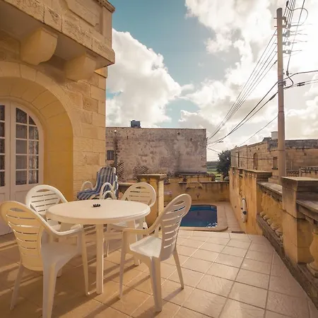 Villa Zgugina Għarb